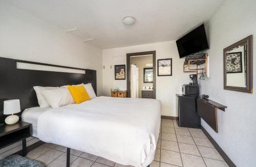 Chelan Hotel | Riverwalk Inn