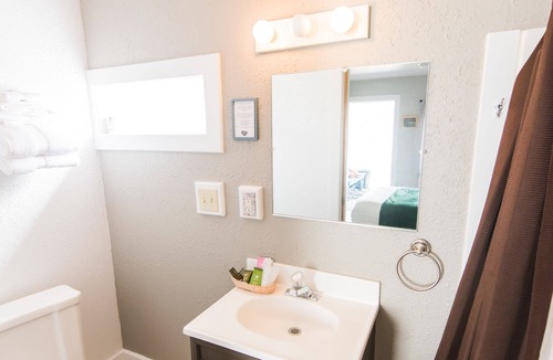 Chelan Hotel | Riverwalk Inn