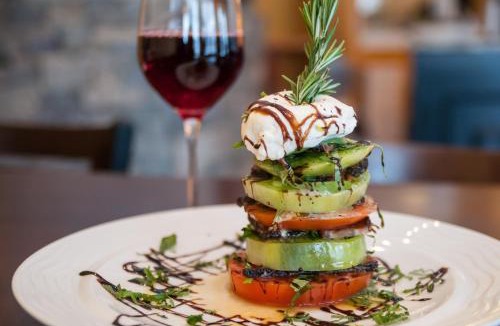 Lincoln Hotel | RiverWalk Resort at Loon Mountain