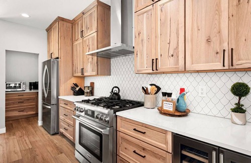 Riverside House | RiverWest Up North Oasis- Base Spirit Mtn-Sauna-Trails-Dog Friendly