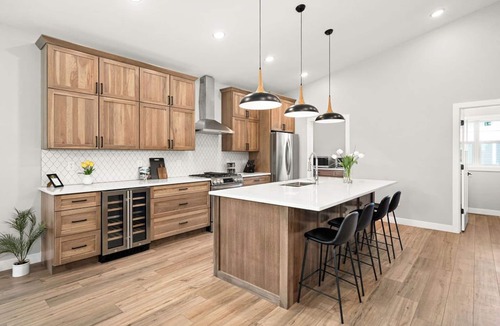 Riverside House | RiverWest Vista - Riverfront, Sauna, Dog Friendly