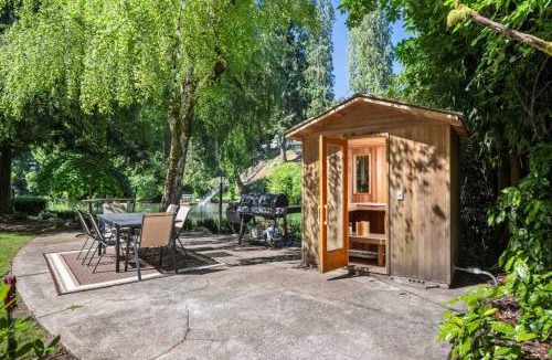 Stafford - Tualatin Valley House | Riverwood Retreat