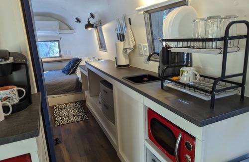 Madison County House | Riveted Retreat '62Airstream - 2hr Houston Dallas