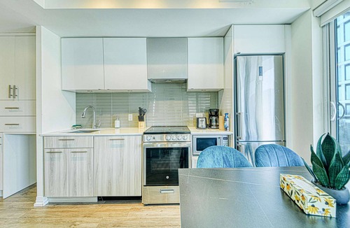 Garden District Hotel | RivetStays | The Jarvis Elite Suite – 2 Bedroom Suite