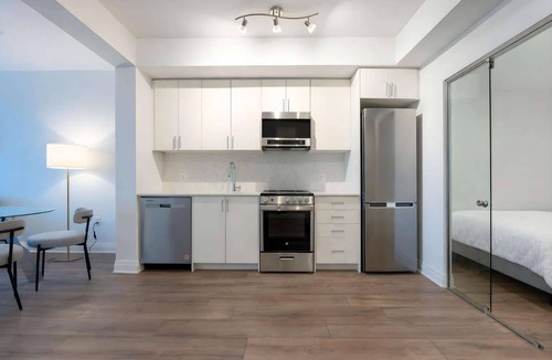 North York Hotel | RivetStays | The Westmounts Executive Suite – 2 Bedroom Condo