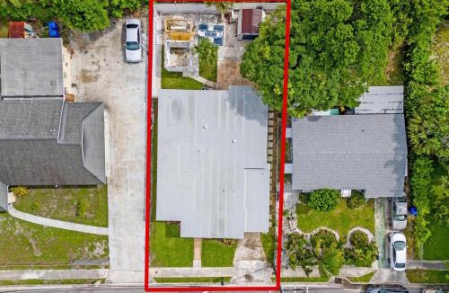 Riviera Beach House | Riviera Beach Gem