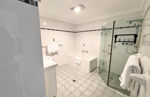 Sussex Inlet Resort | Riviera Caravan Park