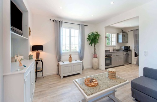 Saint-Jean House | Riviera Hideaway for 2 Guests