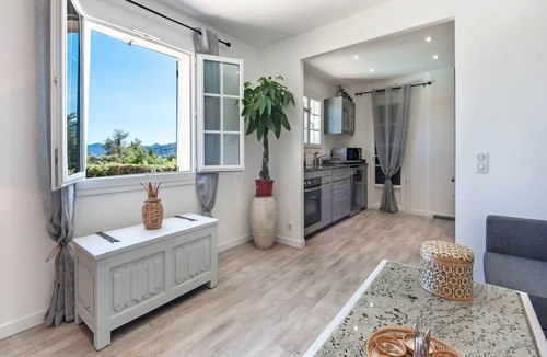 Saint-Jean House | Riviera Hideaway for 2 Guests