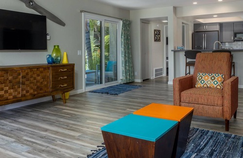 Racquet Club Estates Condo | Riviera Gardens Minutes from Downtown