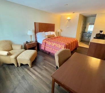 Kingsville Hotel | Riviera Inn and Suites
