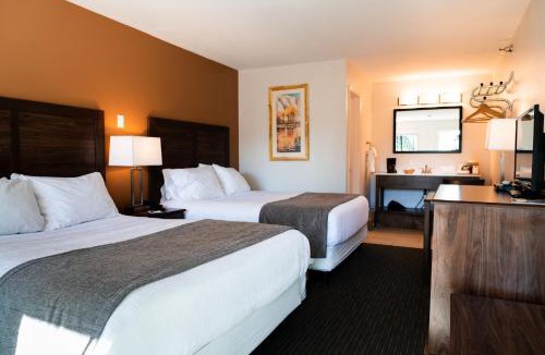 Saratoga Hotel | Riviera Motor Lodge