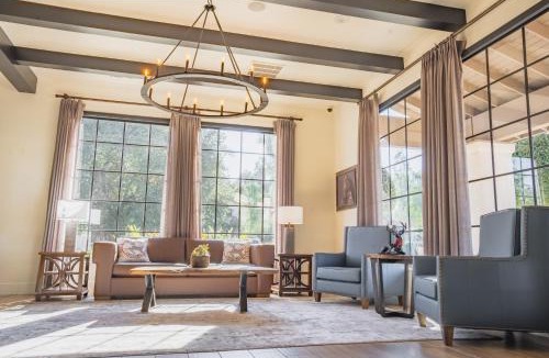 San Diego Country Estates Resort | Riviera Oaks Resort
