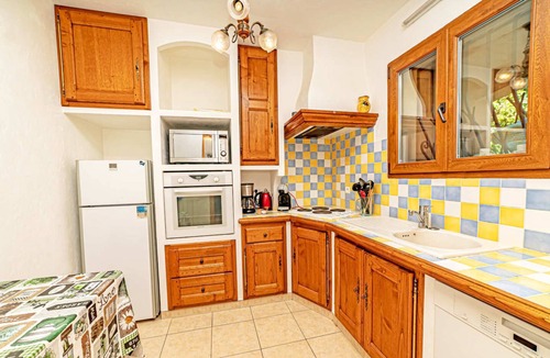 Le Bar-sur-Loup Apartment | Riviera Retreat Stunning Views at 30mn Nice Cannes