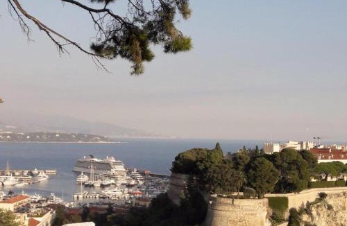 Le Bar-sur-Loup Apartment | Riviera Retreat Stunning Views at 30mn Nice Cannes