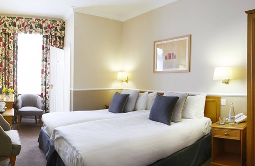 Scarborough City Centre Bed & Breakfast | Riviera Town House