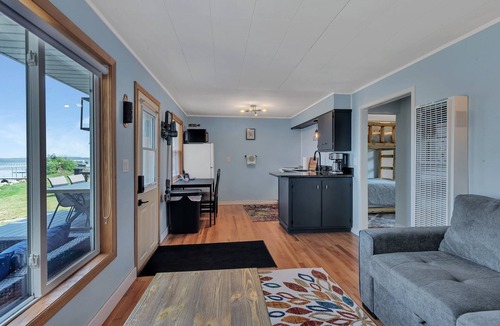 Osakis Villa | Rizzy's on the Lake