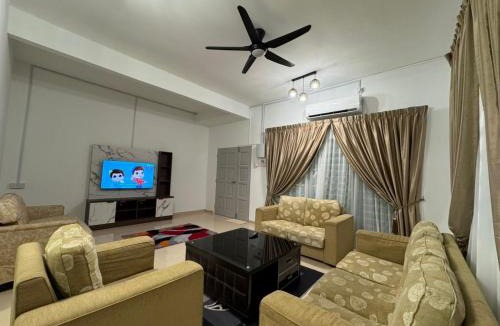 Seri Manjung House | RK Homestay