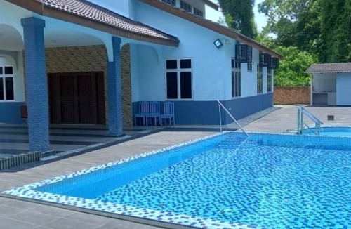 Port Dickson Villa | RKS Homestay with pool