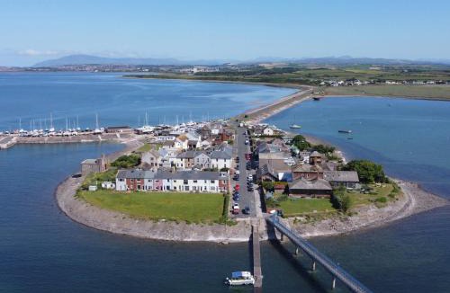 Barrow-in-Furness House | Roa Island House