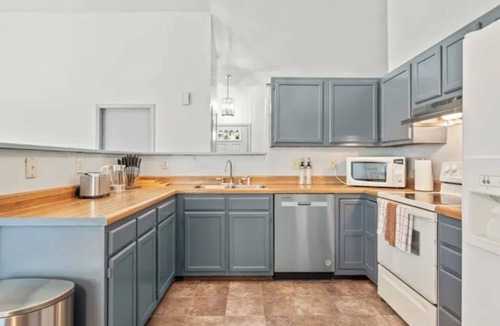 Acton House | Roadmap Lodging: Franciscan House by Greenwood Park Mall
