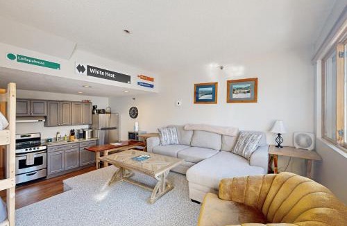 Sunday River Area Hotel | Roadrunner 2 A206