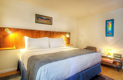 Tucumcari Hotel | Roadrunner Lodge