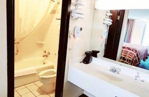 Osceola Hotel | Roadside Inn