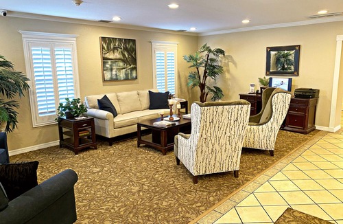 Downtown Zephyrhills Hotel | Roadstar Hotel Zephyrhills