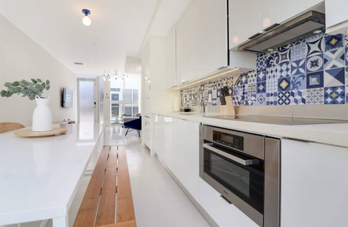 South Pointe House | Roami at 250 Collins | 4 Bed Combo | Rooftop Pool