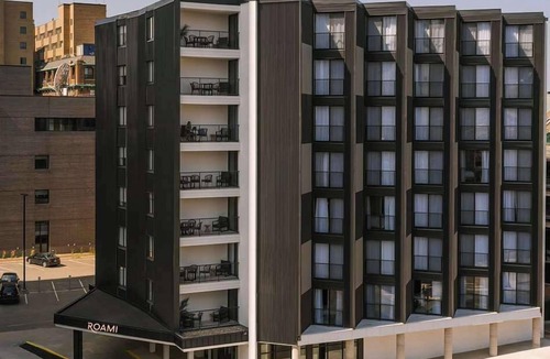Downtown St. Paul Apartment | Roami at the Fitz | Studio no cleaning fee!