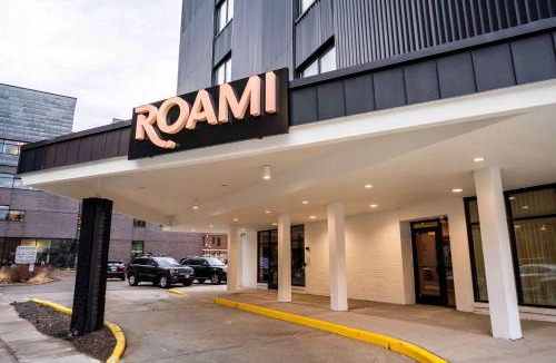 Downtown St. Paul Apartment | Roami at The Fitz