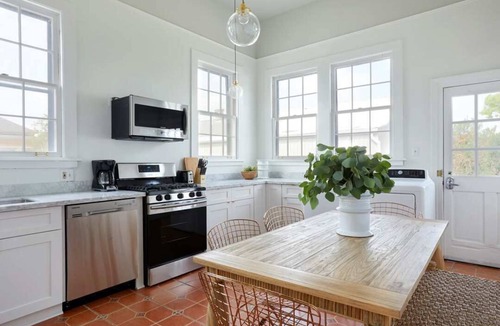 Faubourg Marigny Apartment | Roami at The Mandeville | 2 Units Combo