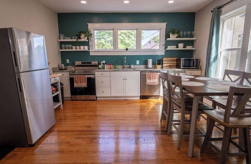 Roanoke House | Roanoke Home Downtown Charm near Greenways