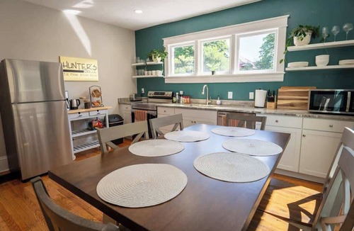 Roanoke House | Roanoke Home Downtown Charm near Greenways