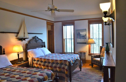 Historic Downtown Manteo Bed & Breakfast | Roanoke Island Inn