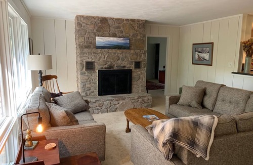 Salem House | Roanoke Outdoor Destination