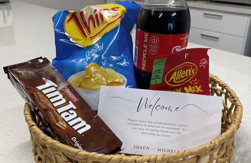 Portland House | Roantree House 4BR CBD Sleeps 10 Secure yard