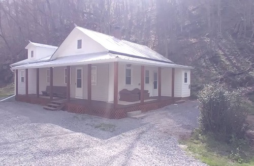 Seneca Rocks Cottage | Roaring Creek Cottage