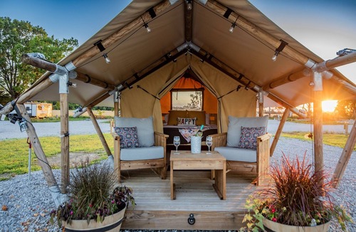 Cassville RV Rental | Roaring River's Cozy Nature Retreat