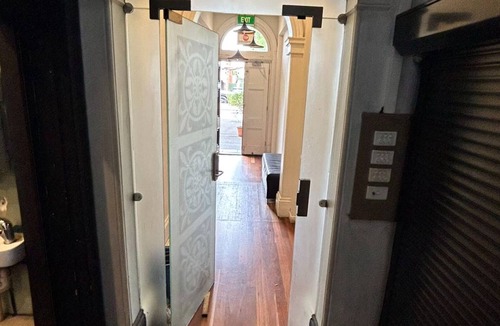 Adelaide Central Business District Cabin | Rob Roy Hotel Room 8