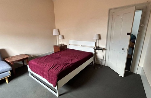 Adelaide Central Business District Cabin | Rob Roy Hotel Room 8