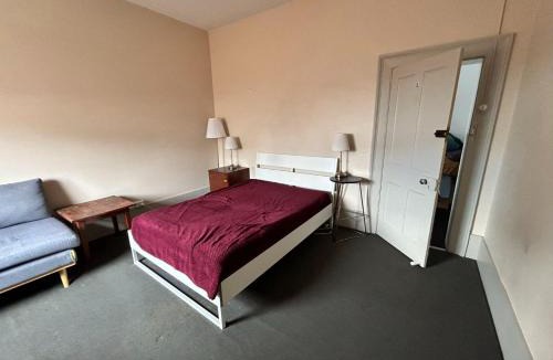 Adelaide Central Business District Cabin | Rob Roy Room 8