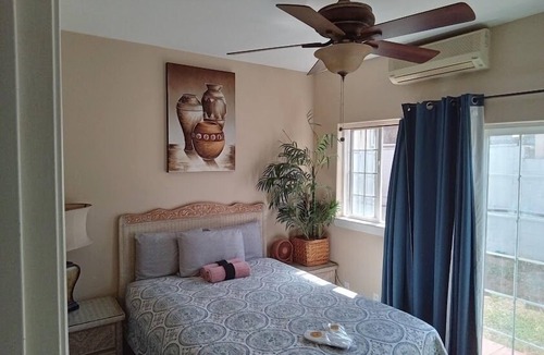 Wailuku Hostel | Robbins Estate