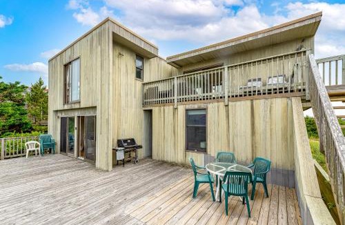 Ocean Beach House | Robbins Rest Retreat