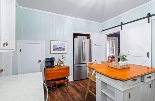 Washington House | Roberson House -Private Pool -Walk to DT-Sleeps 12
