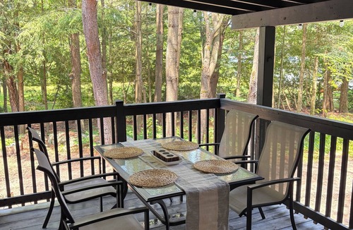 Seguin Cottage | Roberts Landing