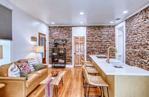 Mason House | Robin Ave. #9