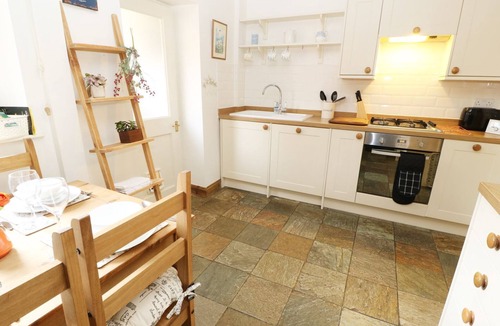 Beeley Cottage | Robin Cottage - 2 The Meadows