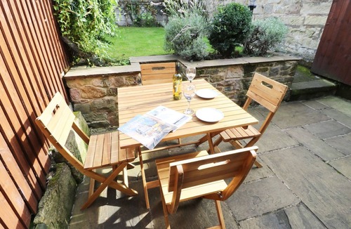 Beeley Cottage | Robin Cottage - 2 The Meadows